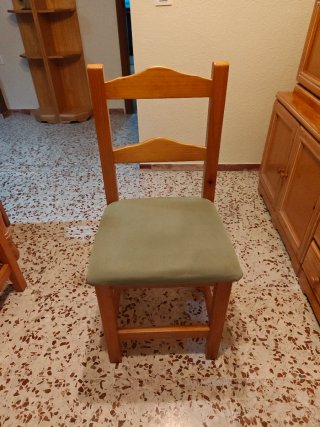 Conjunto de Mesa de Comedor y 6 Sillas