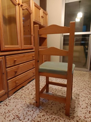 Conjunto de Mesa de Comedor y 6 Sillas