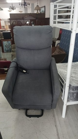 Sillón reclinable gris Butaca electrica 2da mano