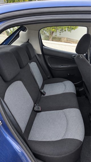 Peugeot 206 2004