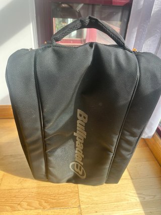 Paletero Bullpadel Negro