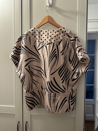 Blusa Vintage Lunares y Estampado Botánico Beige