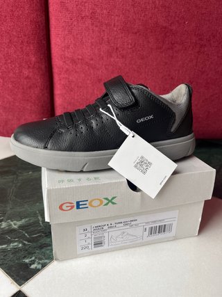 Zapatos Geox niño talla 33 sin estrenar