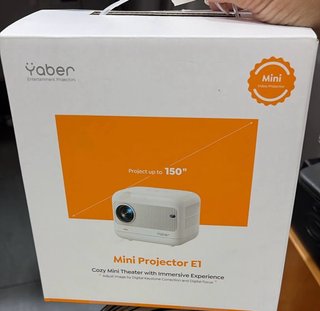 Mini proyector Yaber E1