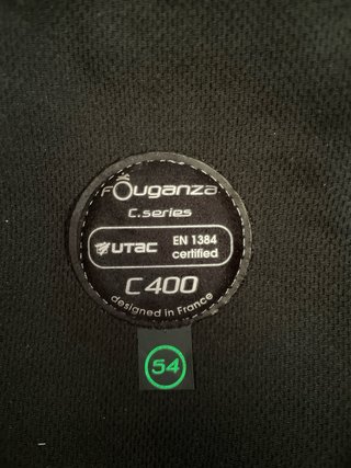 Casco de hípica negro de terciopelo