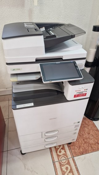 Impresora Ricoh MP C5504 Multifunción