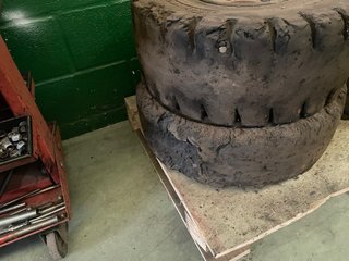 4 Ruedas Macizas para Carretilla Linde