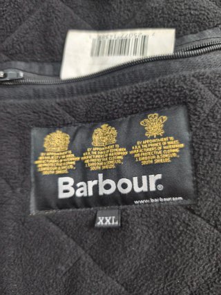 Chaqueta Barbour acolchada negra