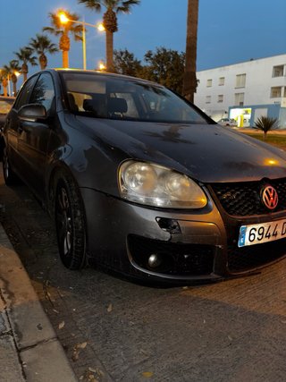 Volkswagen Golf 2005