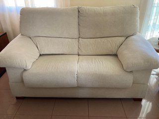 Divano a 2 posti beige in tessuto