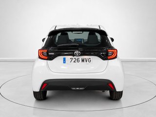Toyota Yaris 120H Style 85 kW (116 CV)