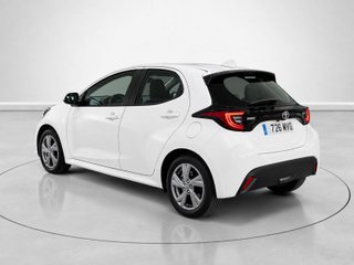 Toyota Yaris 120H Style 85 kW (116 CV)