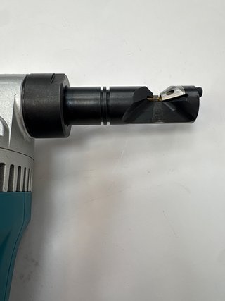 Sierra Roedora Makita DJN161