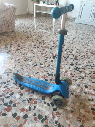 Patinete Gloober Azul 3 Ruedas con luz