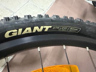 Bici Giant Talon 27.5 5 MTB talla L · 24v