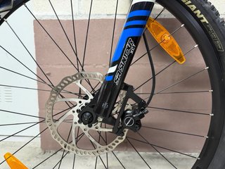 Bici Giant Talon 27.5 5 MTB talla L · 24v