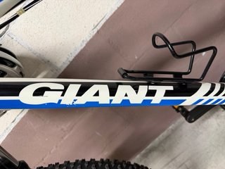 Bici Giant Talon 27.5 5 MTB talla L · 24v