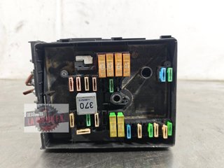 CAJA RELES / FUSIBLES Seat Leon (1P1)(05.2005->)