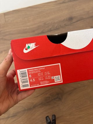 Nike Cortez a Estrenar