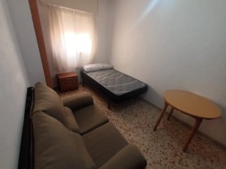 ALQUILER DE HABITACION RAMBLA ALMERIA