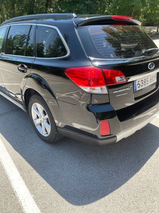 SUBARU Outback 2014