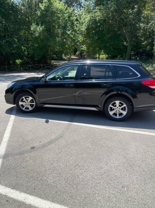 SUBARU Outback 2014