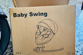 Mecedora eléctrica bebé BABY SWING - 5 niveles