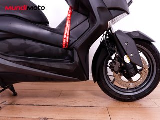 YAMAHA X-MAX 300 ABS