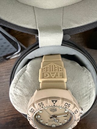 Reloj TAG color Beige
