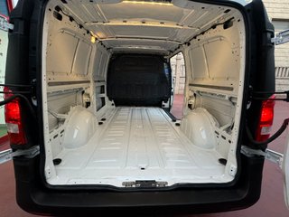 Mercedes-Benz Vito Furgón 116 CDI 163 Largo 4p