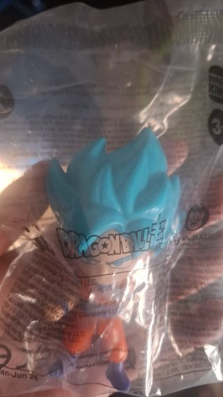 Figura Goku SSBlue Burger King