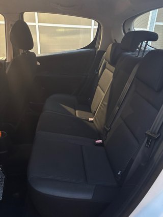 Peugeot 207 2011