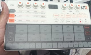 Caja de ritmos Korg Uno Drum