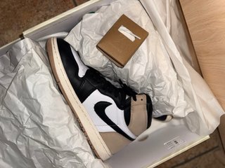 Nike Jordan 1 Retro High OG Latte