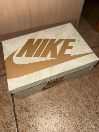 Nike Jordan 1 Retro High OG Latte