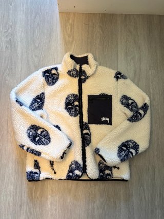 Cazadora Stussy de Borreguito