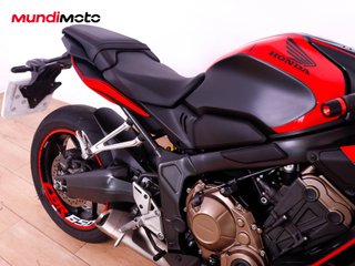 HONDA CBR 650 R