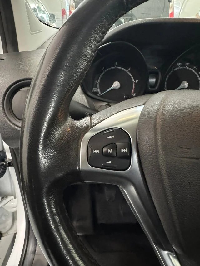 33500 kms! Ford Transit Courier