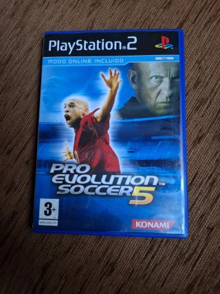 Pro Evolution Soccer 5 (PS2)