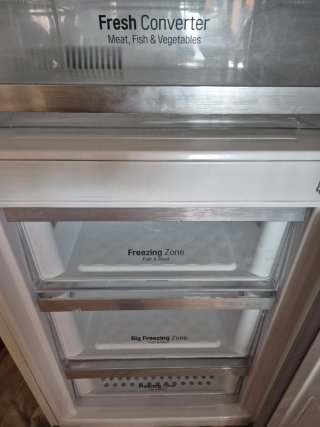 Frigorífico Combi LG GBB60SWFFS