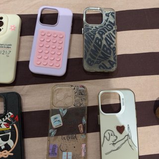 Accesorios iPhone 15 Pro Karl Lagerfeld