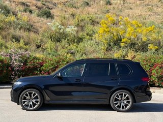 BMW X7 M50d 400cv