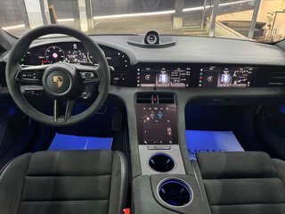 Porsche Taycan GTS 440 kW (598 CV)