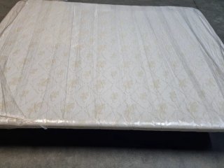 Base Tapizada Beige