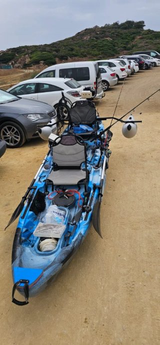 Kayak con motor fuera de borda de gasolina 4CV