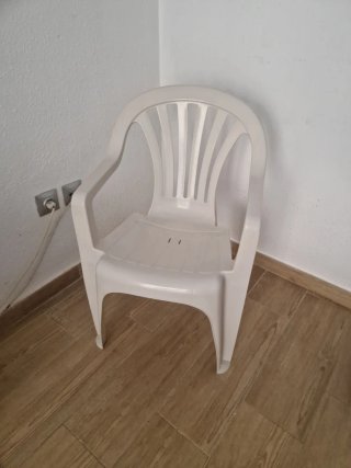 Silla de Plástico Blanca