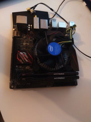 Placa Base Asus Z170i Pro + i5 7500 + 16GB RAM