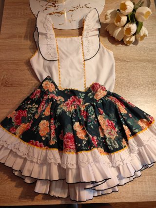 Conjunto Nini Flores Volantes