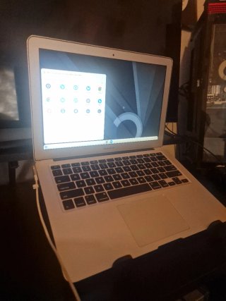 🇪🇦MacBook Air 13” i5 256GB SSD