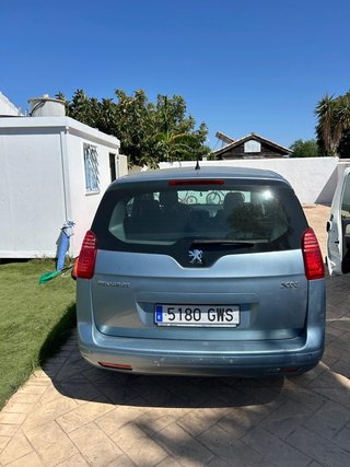 Peugeot 5008 2010 1.6 HDI